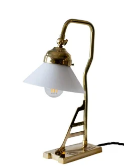 Bordslampa mässing - Modell 1900 med vit skärm