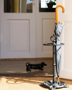 Eldhund / Fotskrapa i gjutjärn - Tax svart