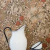 William Morris & Co. Tapet - Golden Lily Olive/Russet