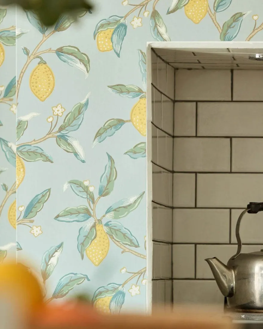 William Morris & Co. Tapet - Lemontree bay leaf