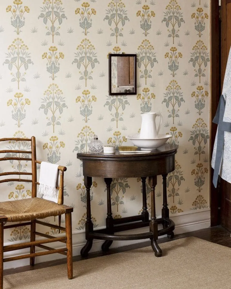 William Morris & Co. Tapet - Meadow Sweet Rose/Olive