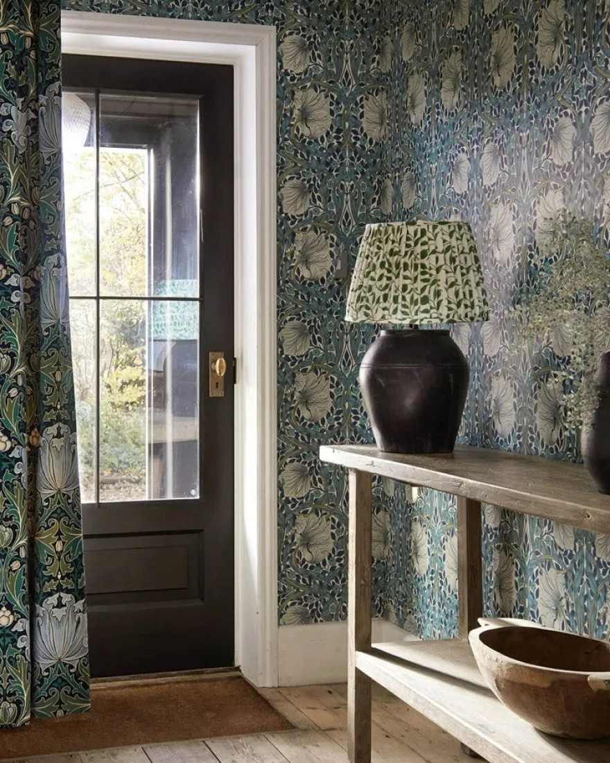 William Morris & Co. Tapet - Pimpernel Midnight/Opal